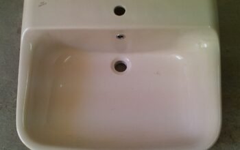 Wash hand basin & accessories