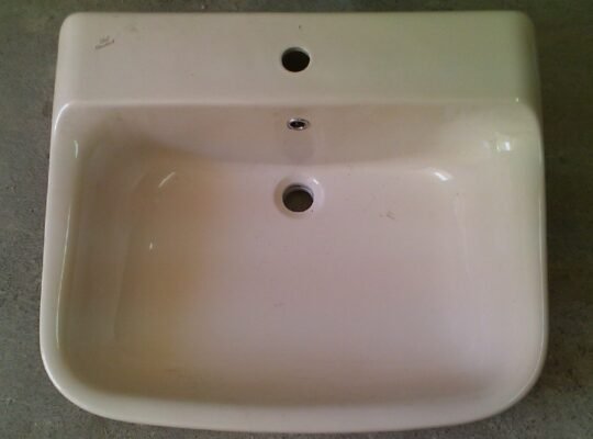 Wash hand basin & accessories