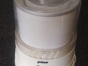 Ice cream maker